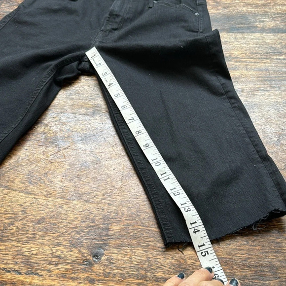 Mother black denim frayed edge shorts cha cha fray in not guilty wash size 27 - Picture 7 of 12